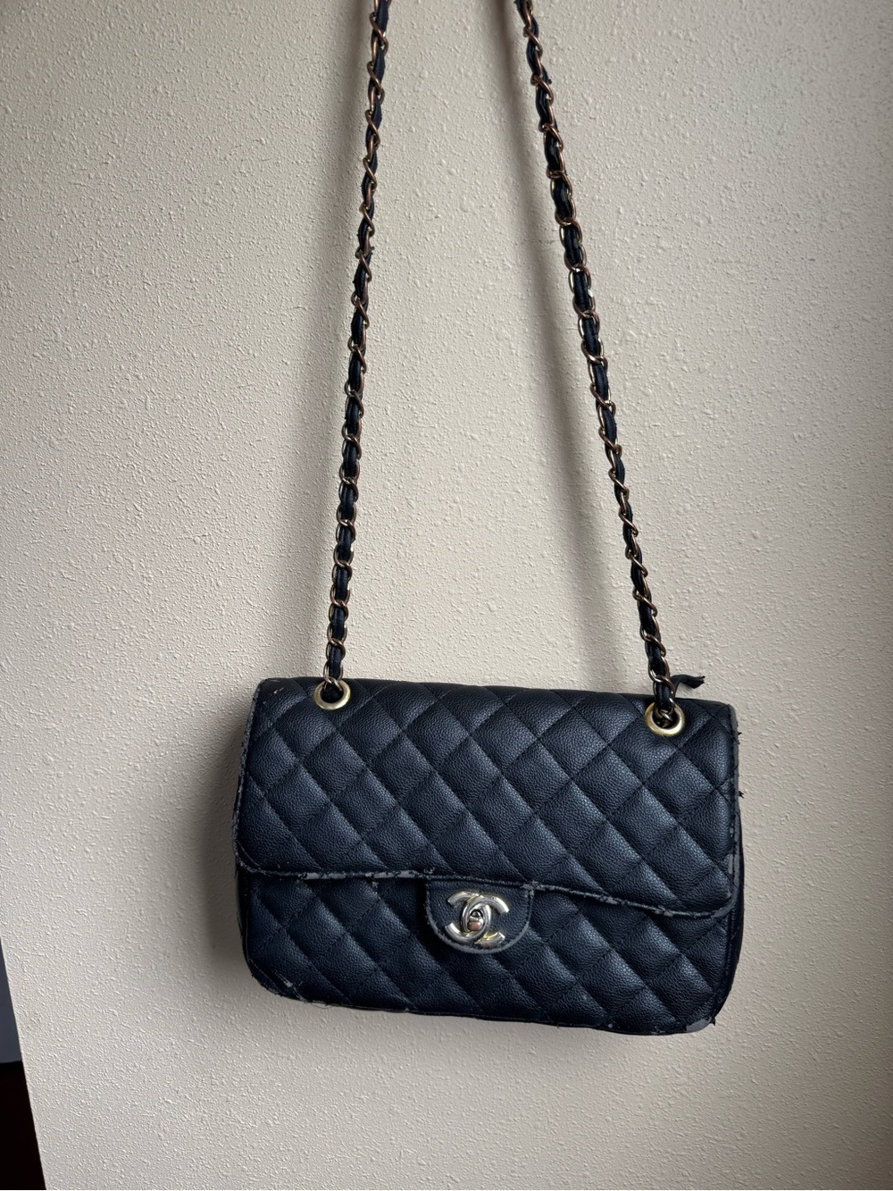 & Other Stories Black Quilted Shoulder Bag with Gold-Tone Chain